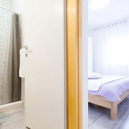 Mara Gostinjska kuća 3*