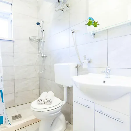 Gostinjska kuća Mara