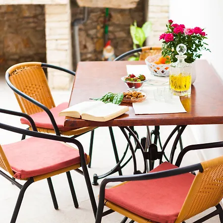 Mara Gostinjska kuća 3*