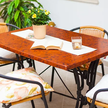 Mara Pensionat Vela Luka